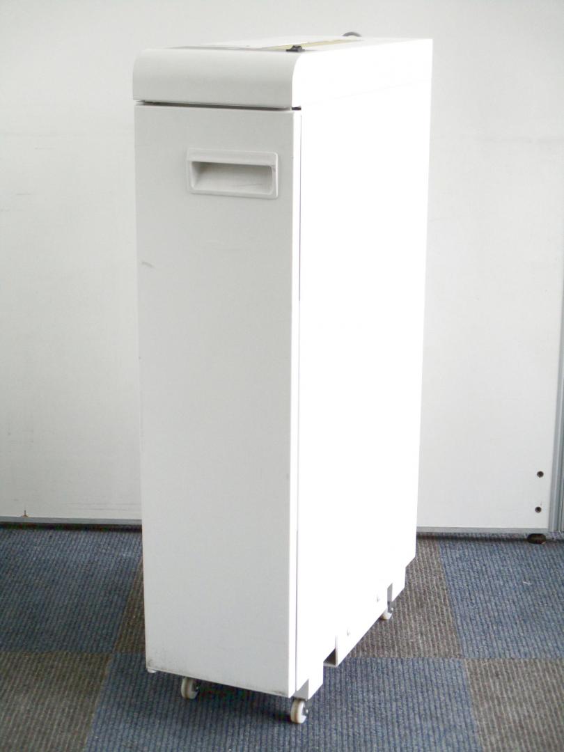 【おつとめ品！期間限定！】紙の裁断はできません！CDなどのメディア専用機スリムタイプ！【空いたスペースなどに！】
                        MSDシリーズ
                                    中古
            