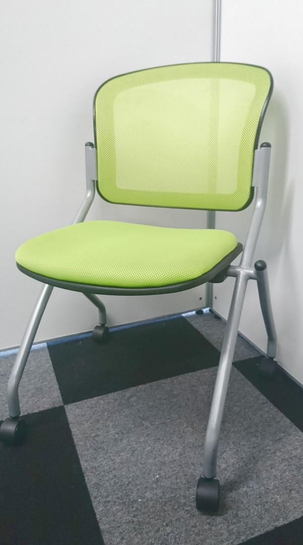 【状態良好】ミーティングや研修にいかがですか。ビビットカラースタッキングチェア入荷！
                        その他メーカー
                                    中古
            