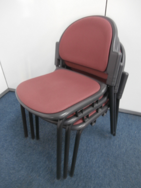 【４セット限定！３脚セット！】落ち着いた色合いに魅了されます
                        その他シリーズ
                                    中古
            