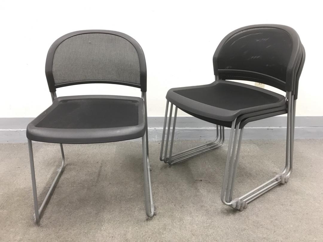 【KS】［お得な四脚セット］内田洋行　ミーティングチェア　会議椅子　スタッキング　重ねられる　メッシュ
                        その他シリーズ
                                    中古
            