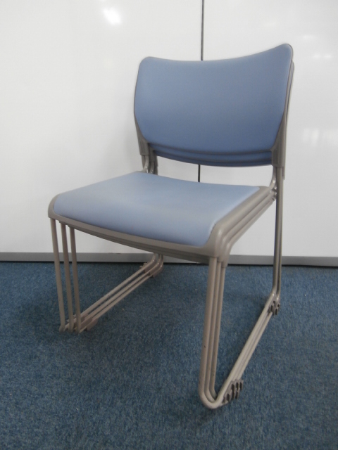 【３脚セット！！】スタッキングチェアの大量入荷です！！
                        その他シリーズ
                                    中古
            