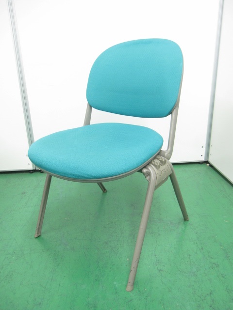 【ロットで入荷！】鮮やかなエメラルドグリーンが眩しい！オカムラ製のスタッキングチェアです！
                        トーションライン
                                    中古
            