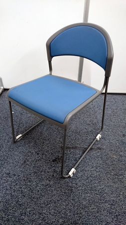 【会議用チェア】内田洋行製　定番の会議用チェア｜定価：13,900円
                        MP-140シリーズ
                                    中古
            