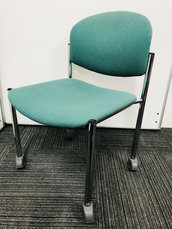 【ＭＦ-250/ウチダ製スタッキングチェア】■グリーン■キャスター付■レトロ感がたまらない！■レイアウト変更、移転、起業準備されるお客様におすすめ
                        その他シリーズ
                                    中古
            