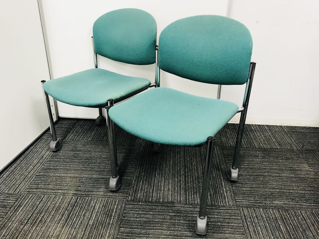 【ウチダ製スタッキングチェアセット】■グリーン■キャスター付■ちょっとした会議用スペースに!!
                        その他シリーズ
                                    中古
            