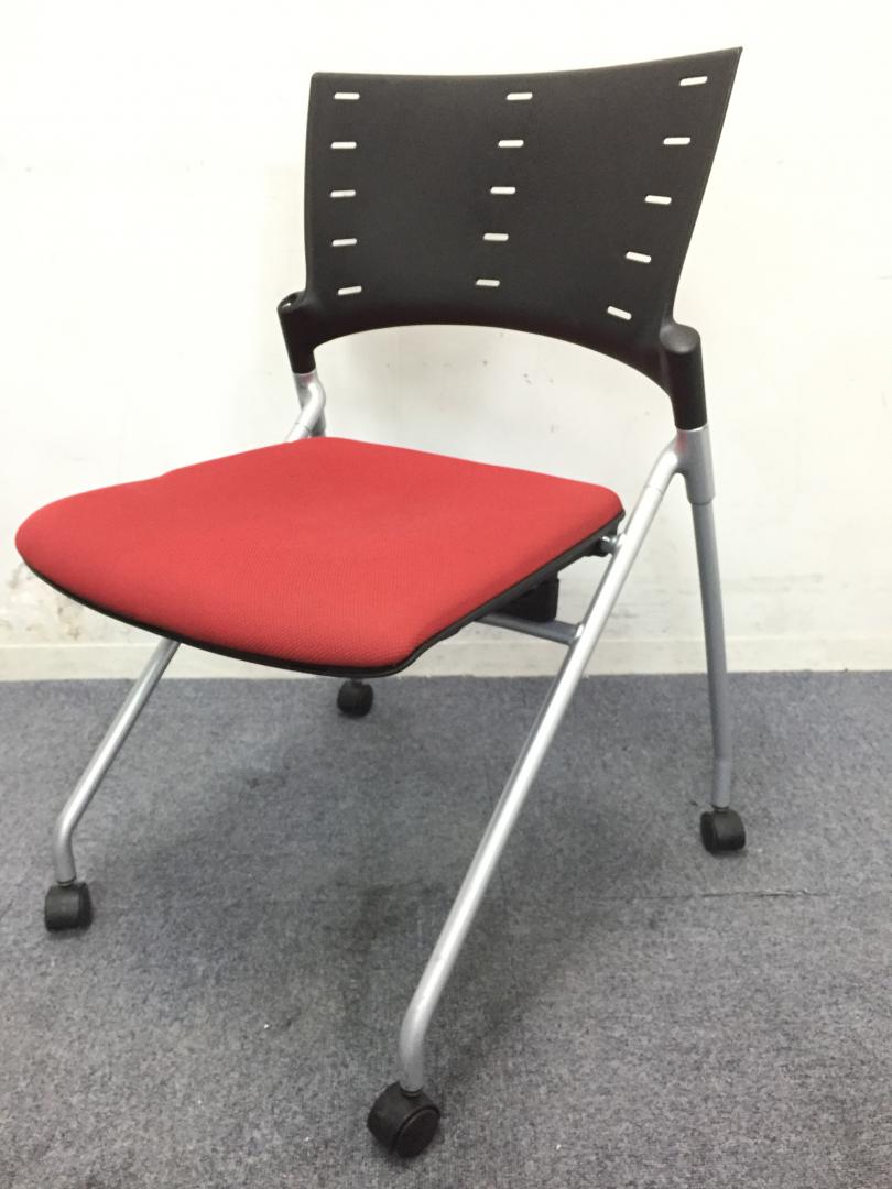 【単品のためお安く】【おつとめ】柔らかい座り心地｜ネスティングチェア｜イトーキ製｜レッド
                        マノス
                                    中古
            