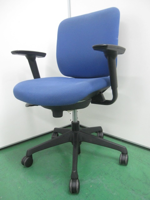 【1脚限定】おつとめ品なので、特別価格にてご案内！■オカムラ製CG-R
                        CG-R
                                    中古
            