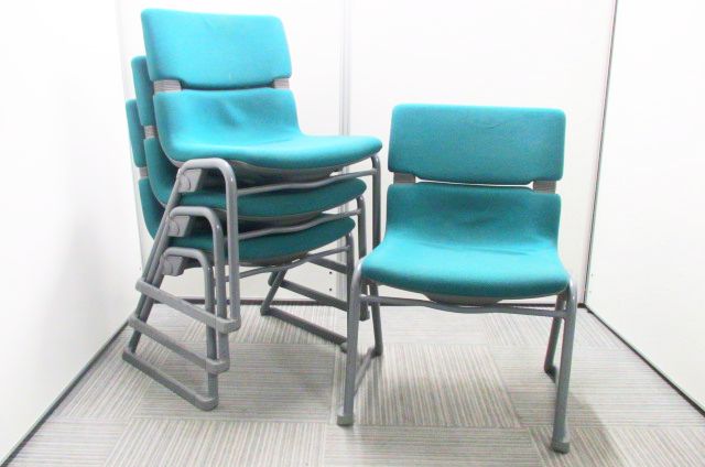 【4脚セット】■イトーキ製　バーテブラII　■会議にお勧め　■スタッキングチェア　おすすめ商品
                        バーテブラⅡ
                                    中古
            