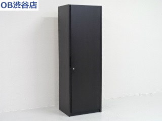 【地方倉庫在庫品】木製のスタンダードタイプのワードローブ!! オカムラ製 【657】【RA】
                        その他シリーズ
                                    中古
            