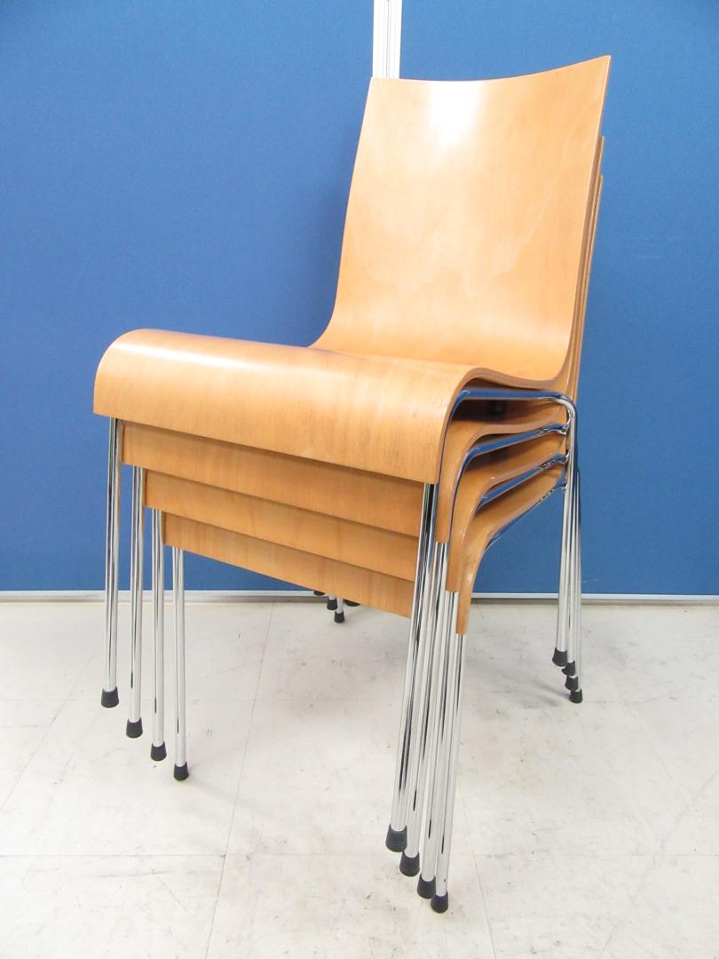 [単品購入￥12,000⇒セット購入￥8,000]スタッキングチェア4脚セット ナチュラル(木目)■食堂や休憩室のチェアとして如何でしょうか!?擦れ傷有の為、特別価格にてご案内させて頂きます!![フードコートチェア] 
                        その他シリーズ
                                    中古
            