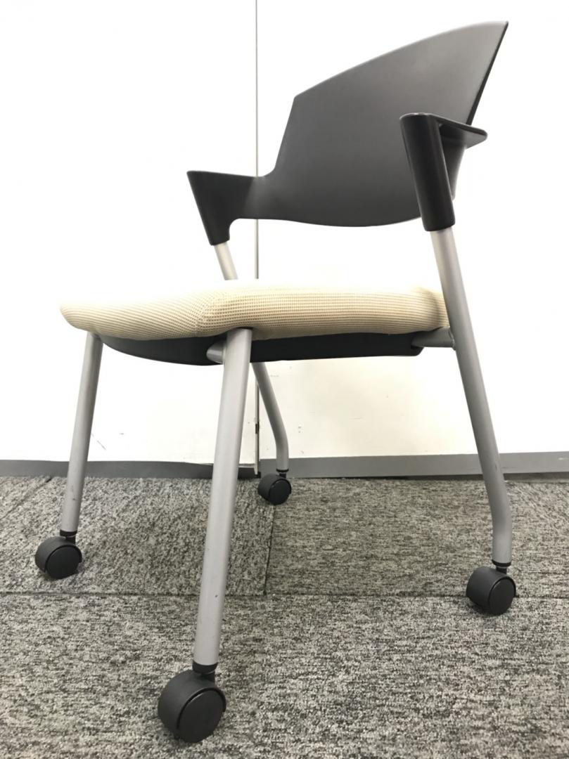 【残り1脚！】会議用チェアの王道　コクヨ製　プロッティ
                        プロッティ
                                    中古
            