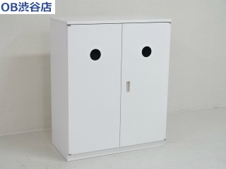 【地方倉庫在庫品】ゴミ袋等を庫内に収納可能!!　イトーキ シンライン製 カンボックス【704】【RA】
                        その他
                                    中古
            