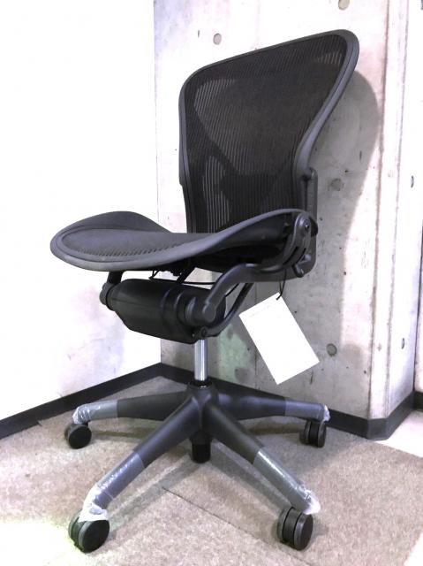 【新古品】アーロンチェア AE112NNB PJG1BB3D01 Herman Miller/ハーマンミラー 肘無ハイバックチェア 212072