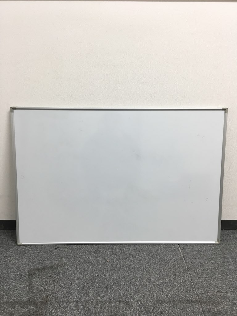 【40％OFF】【壁掛けタイプで省スペース化】W1200ホワイトボード【オフィスの必需品】
                        -
                                    中古
            