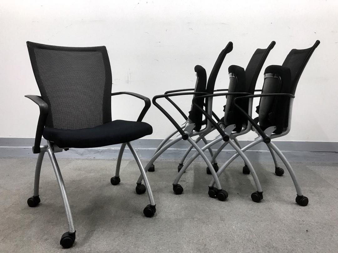 【KS】［お得な四脚セット］ヘイワース　ミーティングチェア　会議椅子　収納可能　［状態良好］
                        その他シリーズ
                                    中古
            