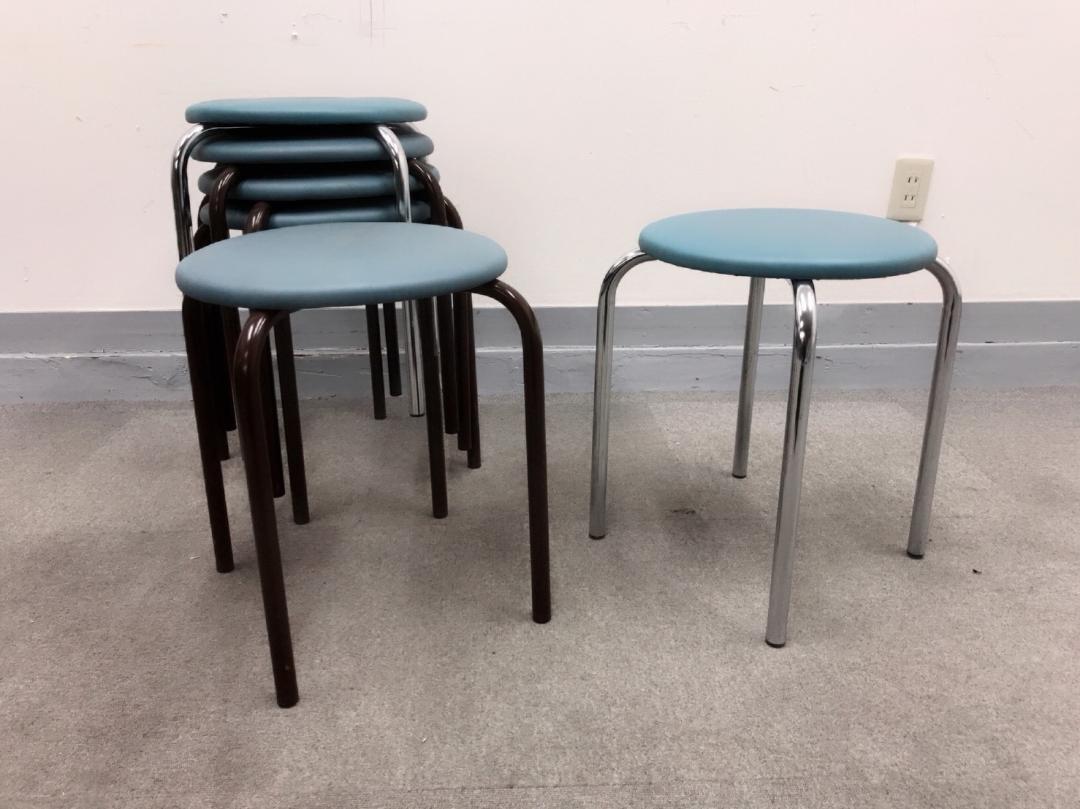 【KS】【状態良好】丸椅子六脚セット　汚れにくい！コンパクト！軽い！　使いやすさの三拍子が揃った丸椅子です！
                        その他シリーズ
                                    中古
            