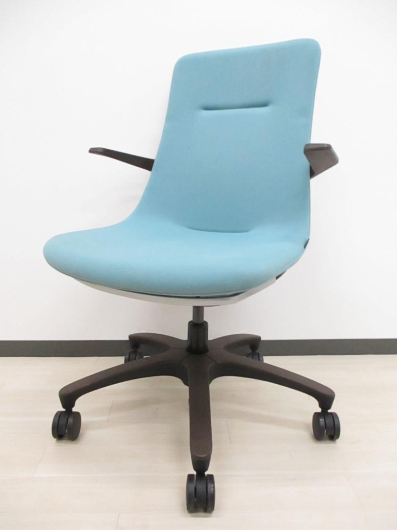 【10脚入荷‼】イトーキ(ITOKI) モーブ(Movu)チェア■シンプルで合理的なデザインがすべての動きを快適にサポートします。[イタリアのデザイナーJeff Millerが手掛けたチェア‼]
                        モーブ
                                    中古
            