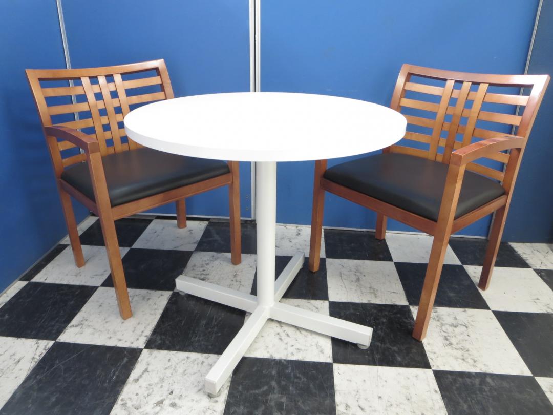 【￥27,000→￥24,000(セット価格)】【限定１組】【オシャレ】【アジアンテイスト】チェアとテーブルのセットでの販売になります【中古オフィス家具】【さいたま市】
                        その他シリーズ
                                    中古
            