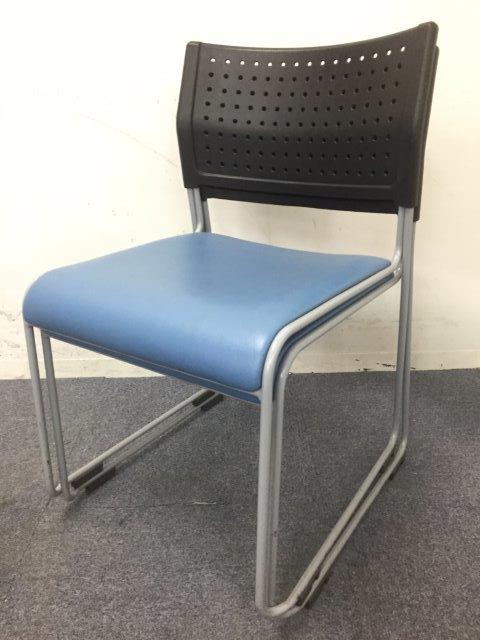 【2脚セット】シンプルなスタッキングチェア｜ビニール地汚れにくい｜食堂にもおすすめですよ。
                        その他シリーズ
                                    中古
            