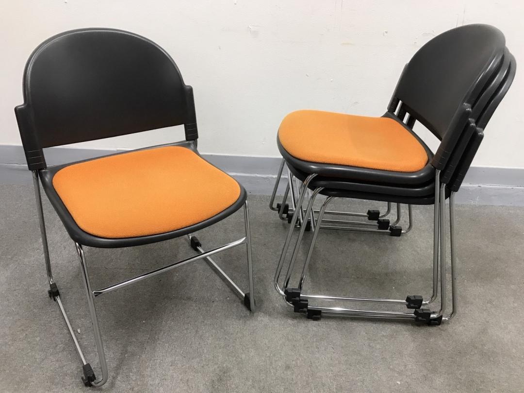 【KS】[状態良好][お得な四脚セット]プラス　MC-V20SEH　会議椅子　スタッキングチェア　ミーティングチェア　重ねられる　六脚セットにもできます！
                        その他シリーズ
                                    中古
            