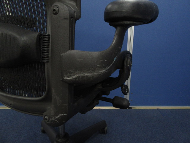 中古】アーロンチェア AE111PWBAJG1BBFP3D01 Herman Miller
