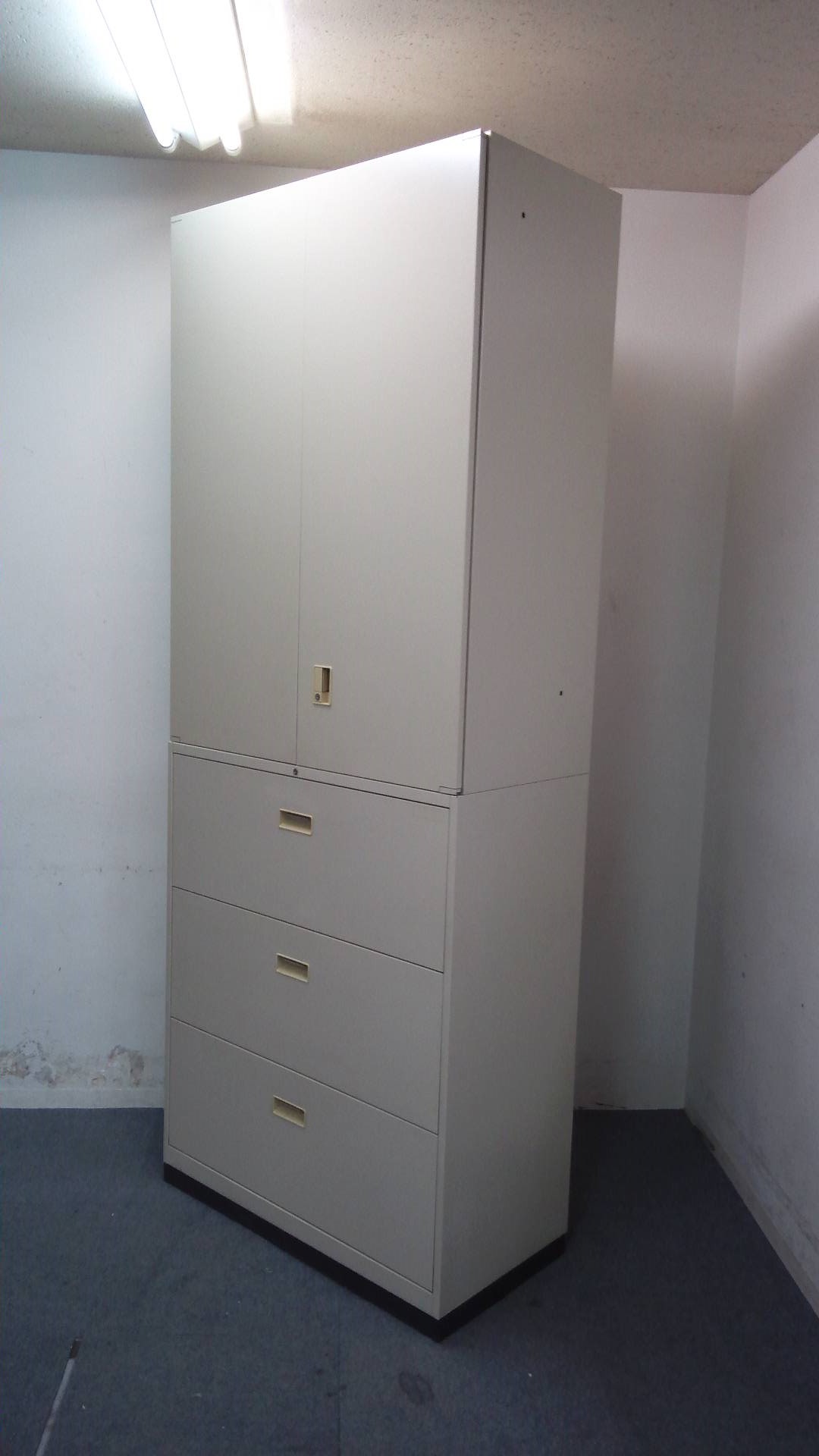 【在庫入替の為お安く！】コクヨ製上下書庫セット！｜大容量！｜※高さ注意H2280mm
                        ビジネスウォールNタイプ
                                    中古
            