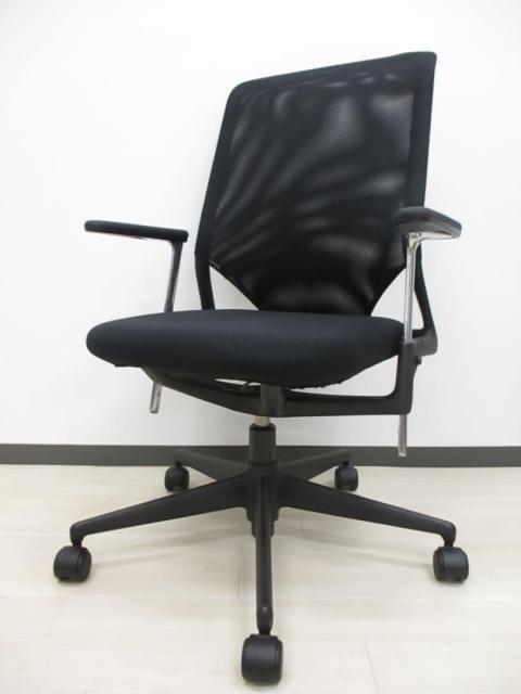 中古】メダ2チェア 41740200 vitra/ヴィトラ 肘付ハイバックチェア 