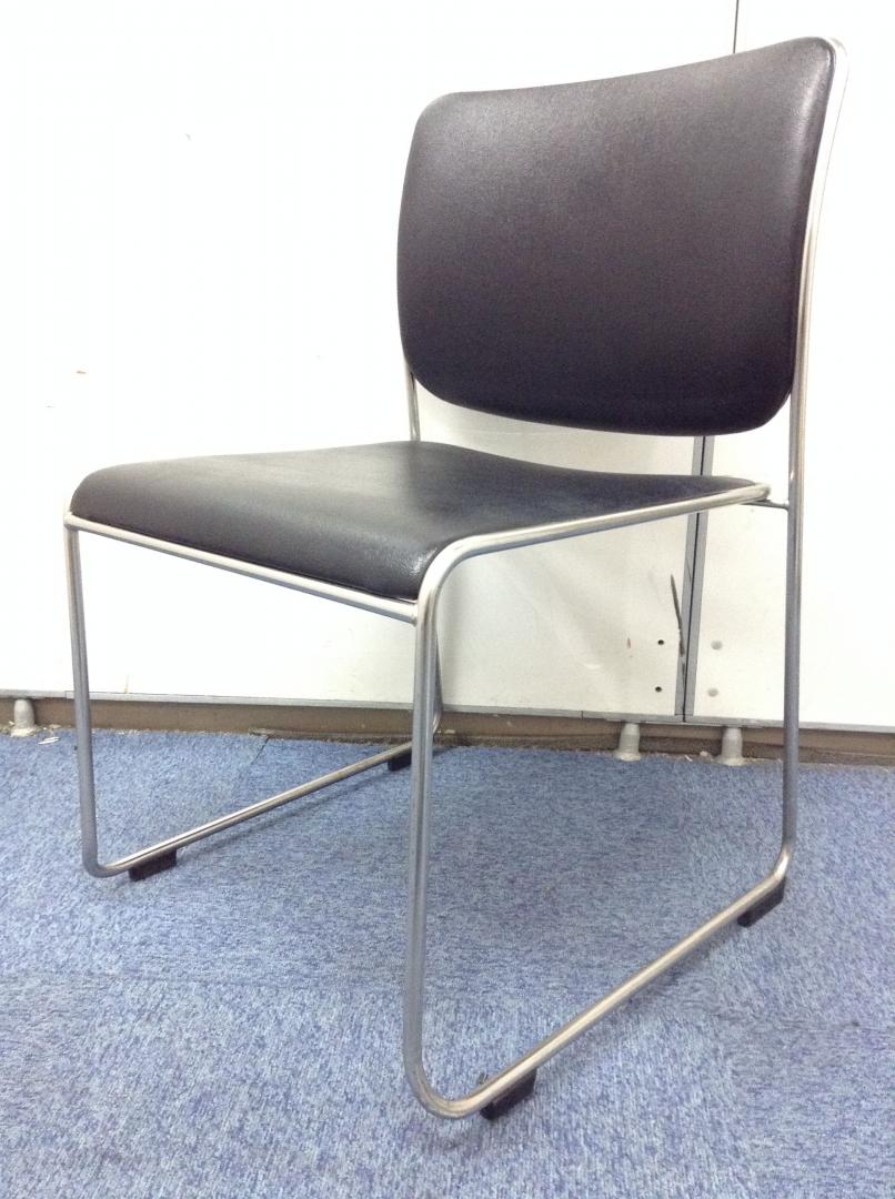 30脚入荷｜会議室や休憩スペースにどうぞ｜今ならロットで揃います｜KT在庫
                        その他シリーズ
                                    中古
            