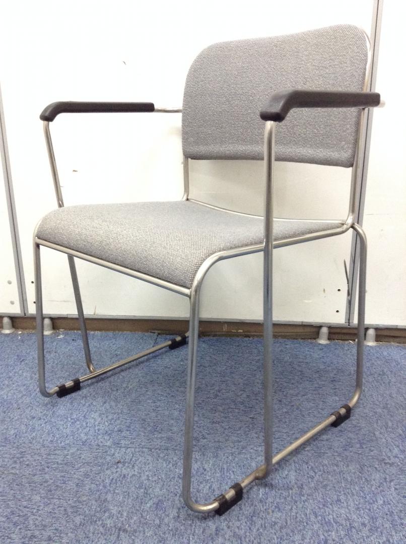 20脚入荷｜会議室やミーティング室にどうぞ｜KT在庫
                        その他シリーズ
                                    中古
            