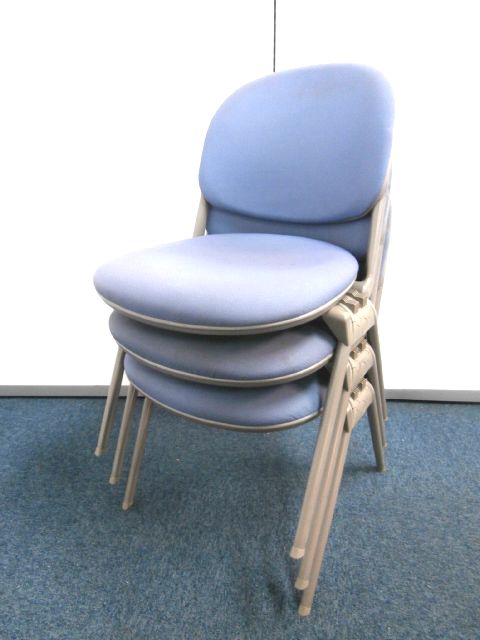 【３脚セット！ふわふわの座り心地は流石ですね！！！】おつとめ品
                        その他シリーズ
                                    中古
            