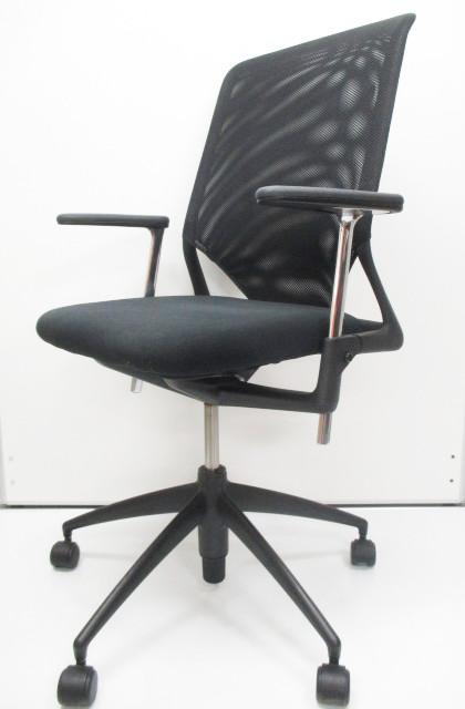 【中古】メダ２チェア vitra/ヴィトラ 肘付ハイバックチェア 214315