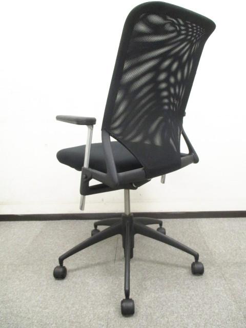 【中古】メダ２チェア vitra/ヴィトラ 肘付ハイバックチェア 214320