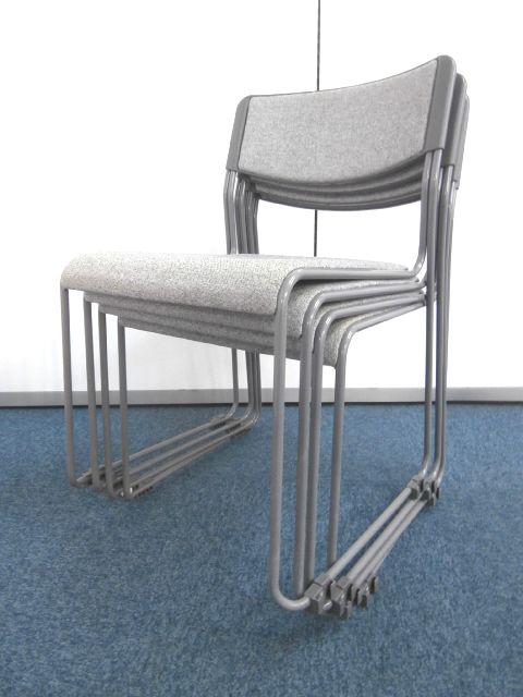 【４脚セット！！シンプルであきのこないデザイン】■サンケイ　■１セット限定　■おつとめ品
                        -
                                    中古
            