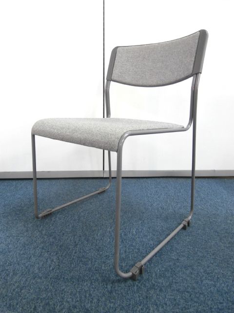 【あきのこないシンプルなデザイン・カラー】■サンケイ　■４脚限定　■おつとめ品
                        -
                                    中古
            