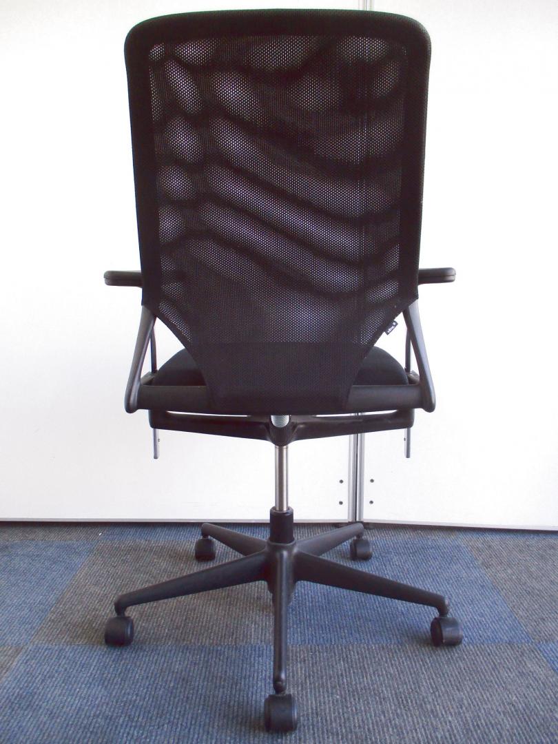 メダチェア vitra/ヴィトラ 肘付ハイバックチェア 中古】メダチェア vitra/ヴィトラ 肘付ハイバックチェア 280200