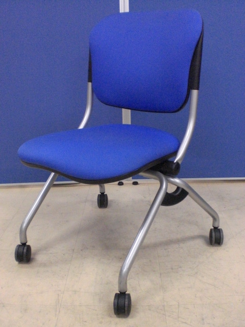 [14入荷!!]岡村製作所(okamura) ネスティングチェア トーションライン(TORSION)驚きの80脚揃いの商品です!!!■長時間の使用にも耐えるクッション性が特長です!![ネスタブル][グッドデザイン賞受賞]
                        トーションライン
                                    中古
            