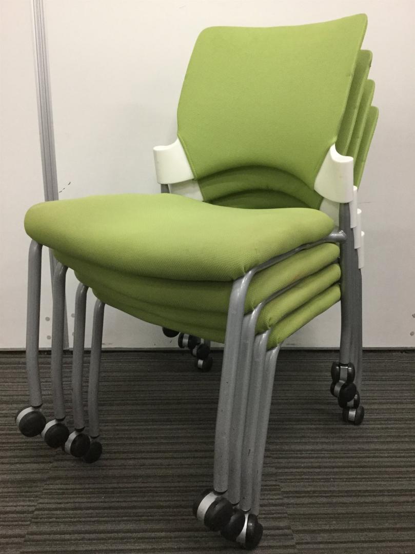 【4脚セット】弘益製　スタッキングチェア｜まとめての購入がお得な4脚セットの登場です！
                        その他シリーズ
                                    中古
            