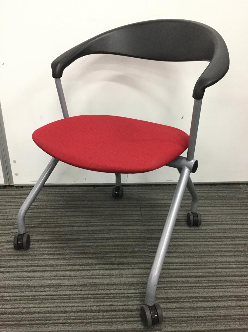 【在庫入替】ネスティングチェア｜キャスター付き｜内田洋行｜レッド
                        その他シリーズ
                                    中古
            