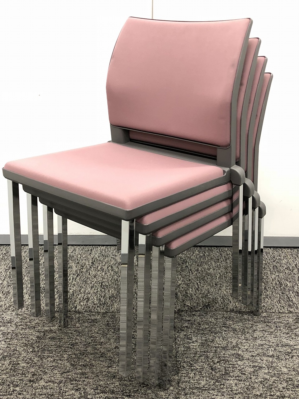 【4脚ロット販売！！】スタッキングチェア！
                        その他シリーズ
                                    中古
            