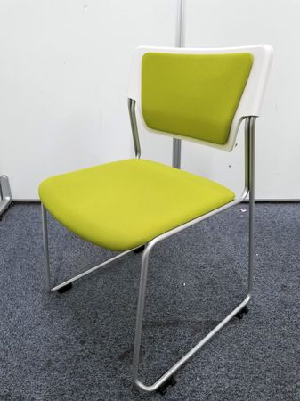 【ロット入荷】イトーキ製　会議用チェア　エレック（Eleck）ループ脚｜定価：12,900円
                        エレック
                                    中古
            