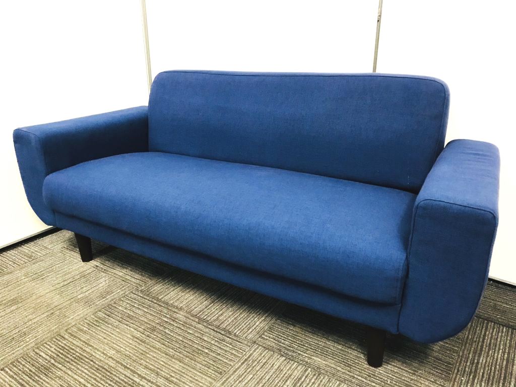 【2人用応接ソファ/クッションタイプ】■ネイビーブルー■2人がけ■これからご移転、御仕事始めにぜひ!!
                        その他シリーズ
                                    中古
            