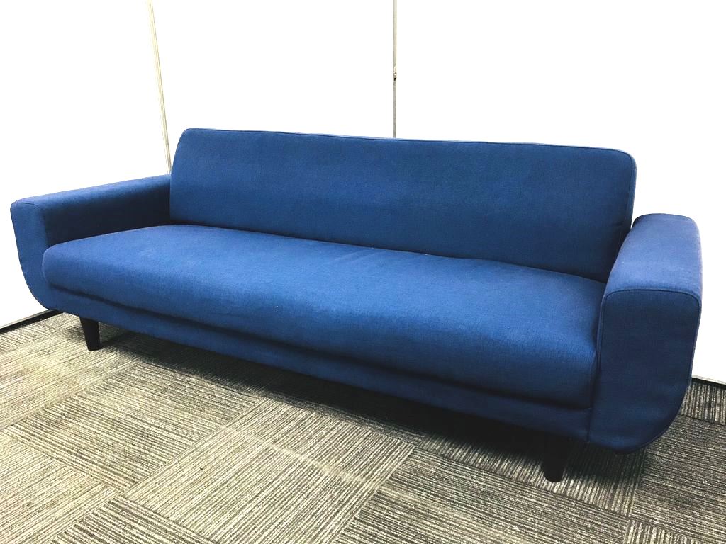 【3人用ソファ/ネイビーカラー】■応接ソファ■鮮やかなカラーリング■応接スペースはもちろんのことご自宅にもいかがでしょうか??
                        その他シリーズ
                                    中古
            