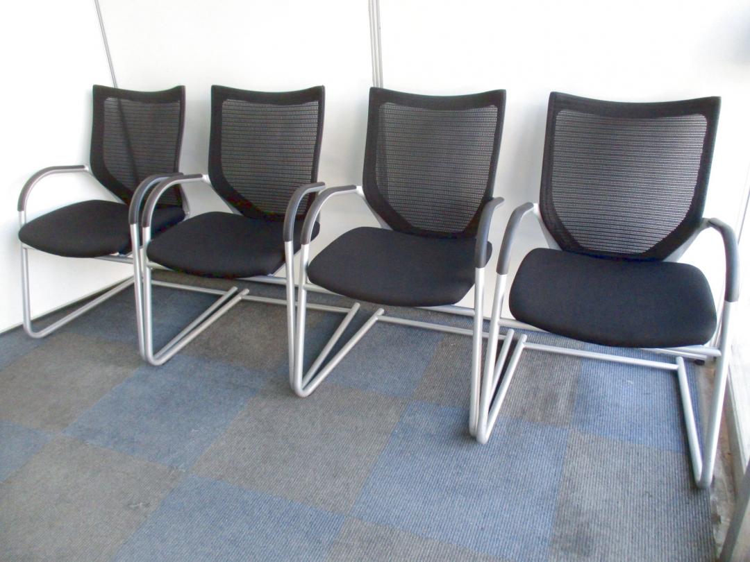 【12脚揃います！】オカムラ・バロンチェア【オフィスシーティングは、先進のワークスタイルへ！！】
                        バロン
                                    中古
            