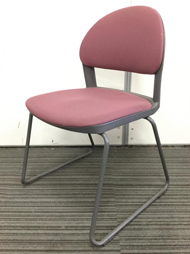 【限定3脚】穴あきなど訳有りの為特別価格　コクヨ製スタッキングチェア
                        その他シリーズ
                                    中古
            