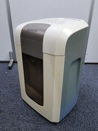 小型シュレッダー入荷！小さくても明光商会の機能が活きてます！MS S-23MCM
                        その他シリーズ
                                    中古
            