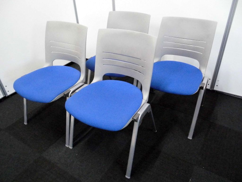 【4脚セット】会議用チェア/スタッキングチェアの入荷です！【コンパクトに収納可】
                        その他シリーズ
                                    中古
            
