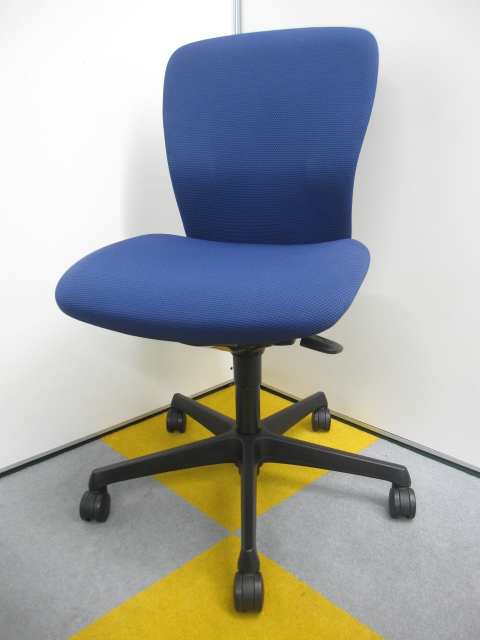 2016年製造品多数！新しい！！【やさしくフィットする座り心地！】
                        スラート
                                    中古
            