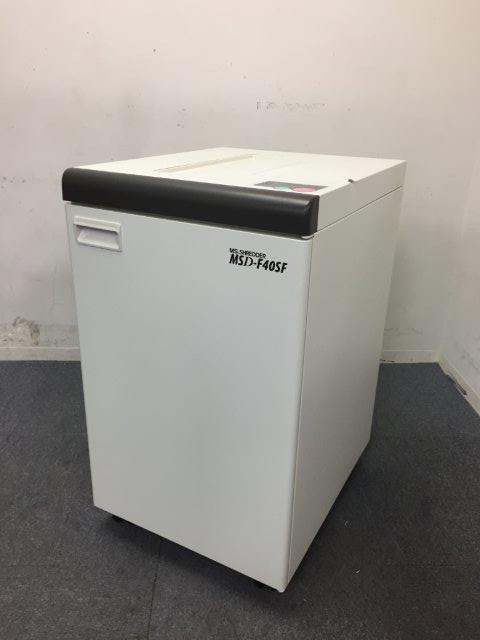 【在庫入れ替えのためお安く！】【１台入荷！】明光商会現行モデルシュレッダー！｜投入口40cmで作業効率もアップ！※凹み有
                        MSD-F40SF
                                    中古
            