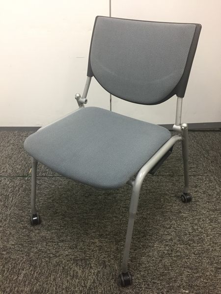 【商品入替のため特価！】オカムラ製スタッキングチェア　プロスタックチェア　グレー　 
                        プロスタック
                                    中古
            