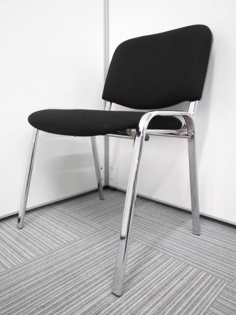 ミーティングチェア　スタッキングタイプ　ブラックカラー　場所取らず収納できます。
                        その他シリーズ
                                    中古
            